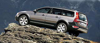 VOLVO XC70.