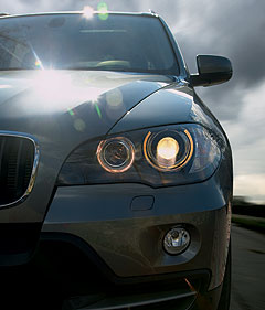 BMW X5.