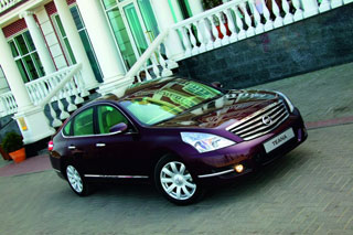 Nissan Teana.