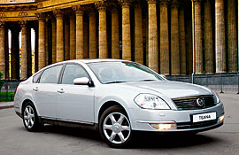 Nissan Teana.