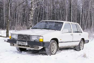 Volvo 740.