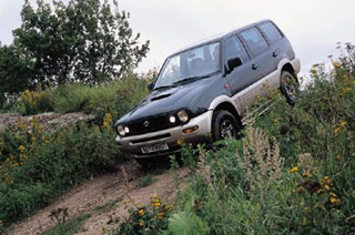 Nissan Terrano 5 dörrar