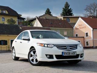 Honda Accord Euro.