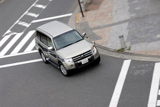 MITSUBISHI PAJERO 5 PUERTAS