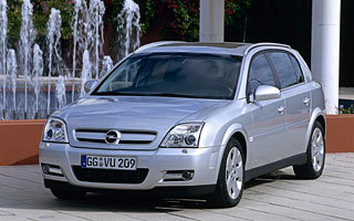 Opel Signum.
