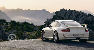 Porsche 911 Carrera.