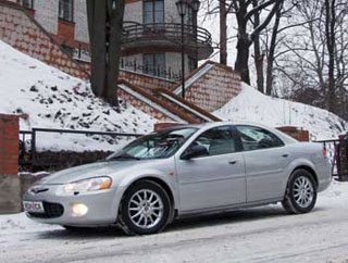 Chrysler Sebring Sedan.