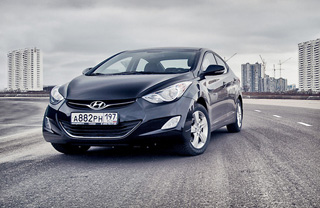 Hyundai Elantra Sedan