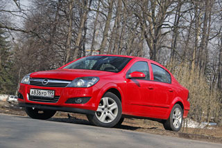 Opel Astra Sedan