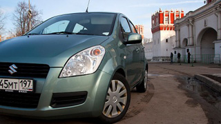 Suzuki Splash.