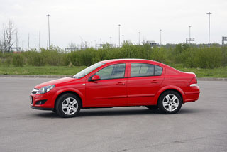 Opel Astra Sedan