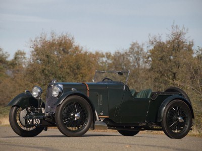 Первая модель Aston Martin International 1929